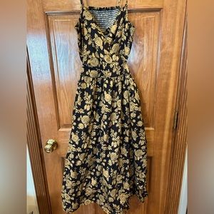 Summer dress w/ POCKETS & Cutouts - M - 100% cotton, black & gold floral